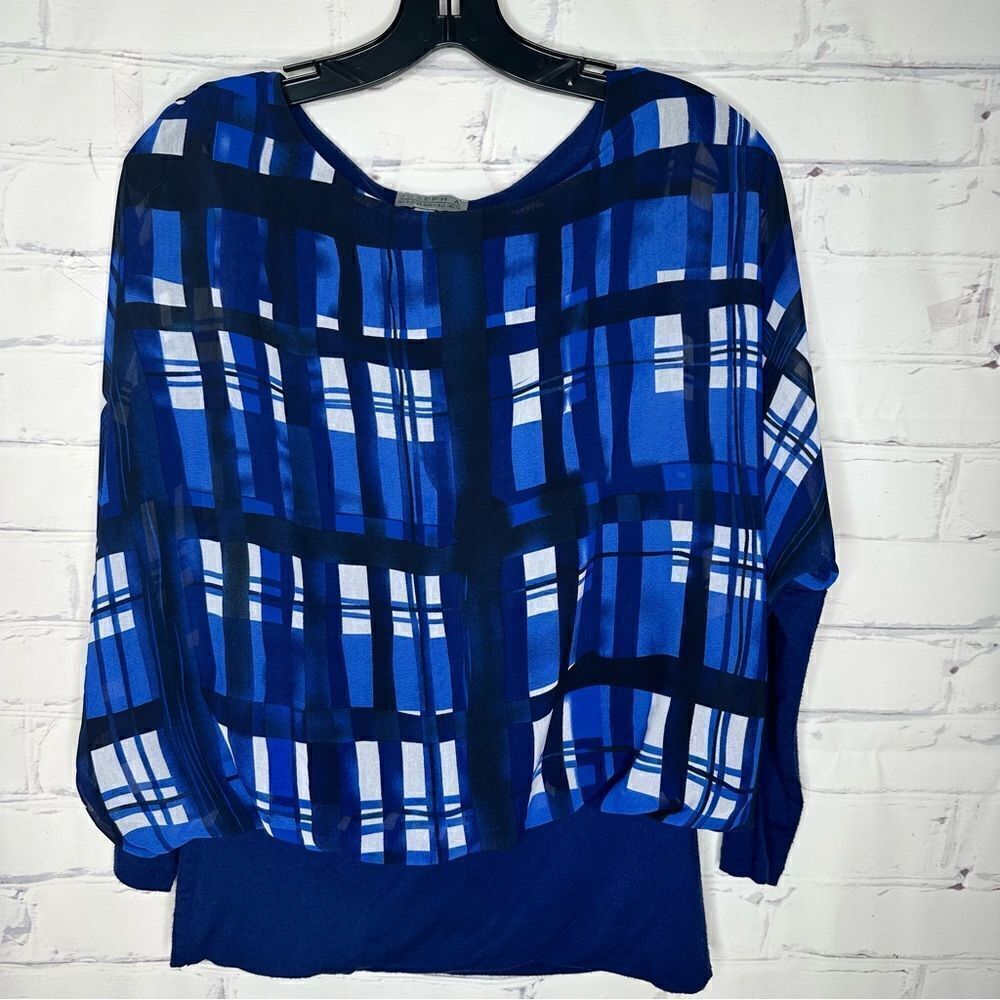 ‎Joseph A blue small top